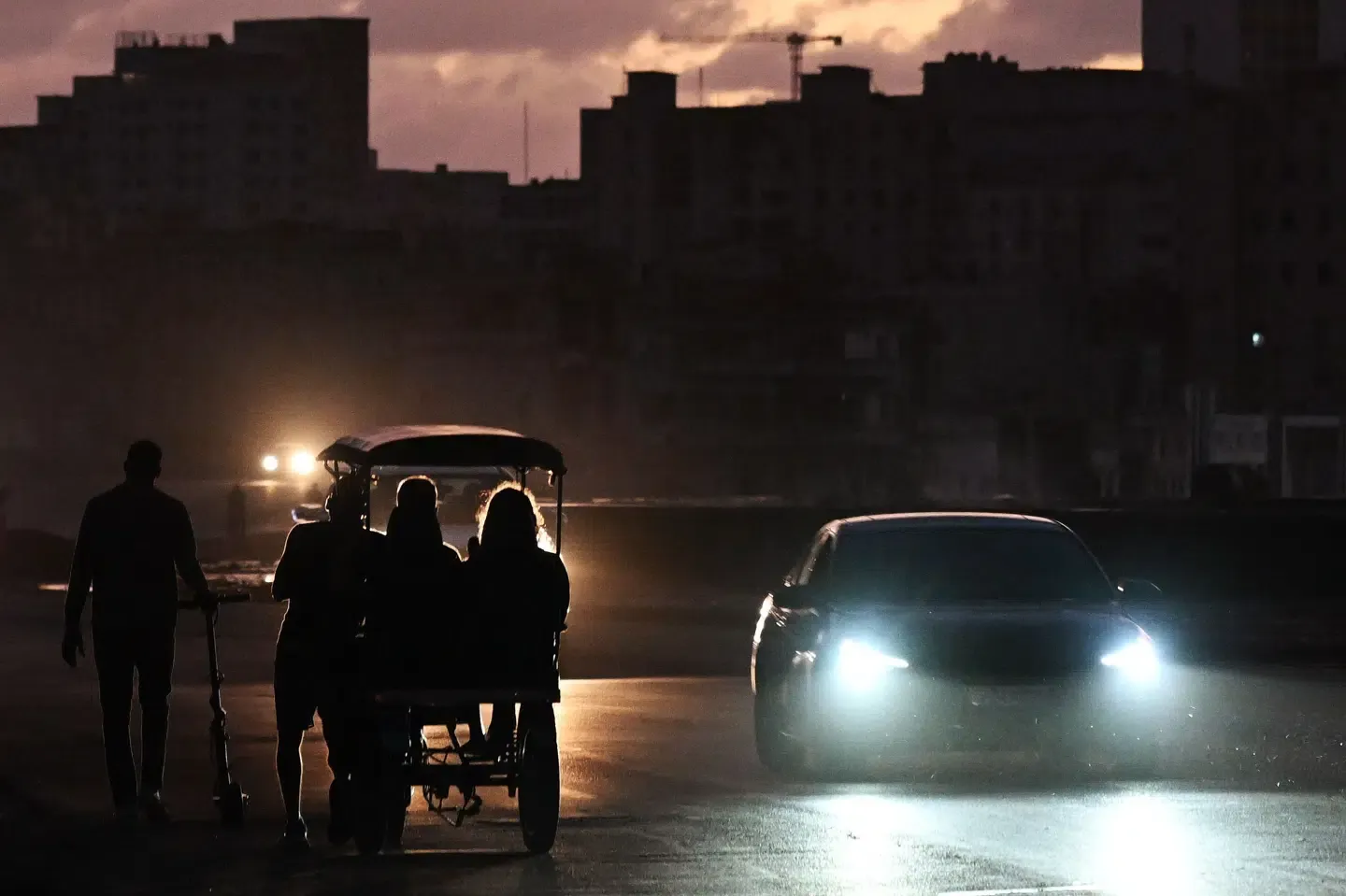 Cuba i sort: Totalt strømsvigt lammer nationen for anden gang på en uge