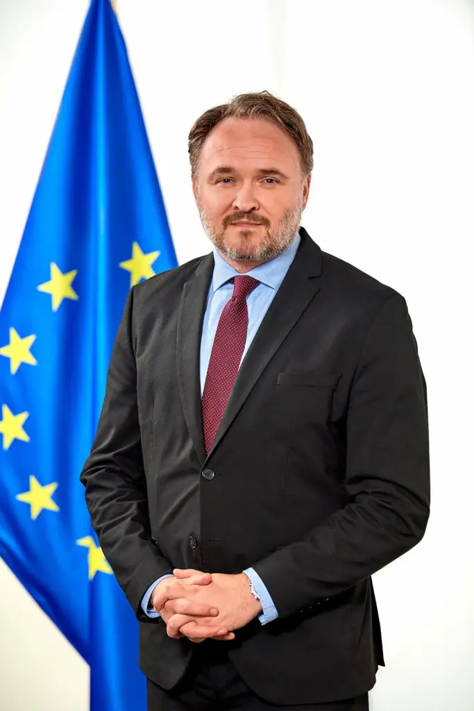 Dan Jørgensen bremser gas-opfyldning: Vil afværge eksplosive prischok i Europa