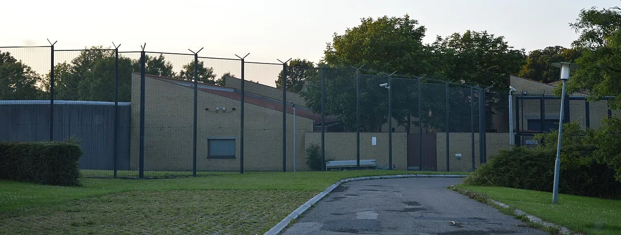 Udvendigt billede af Nykoebing Fængsel i Nykøbing Sjælland, som tidligere var et psykiatrisk fængsel (Enggaarden). Siden 2018 fungerer det som et almindeligt fængsel for ikke-psykiatriske indsatte.