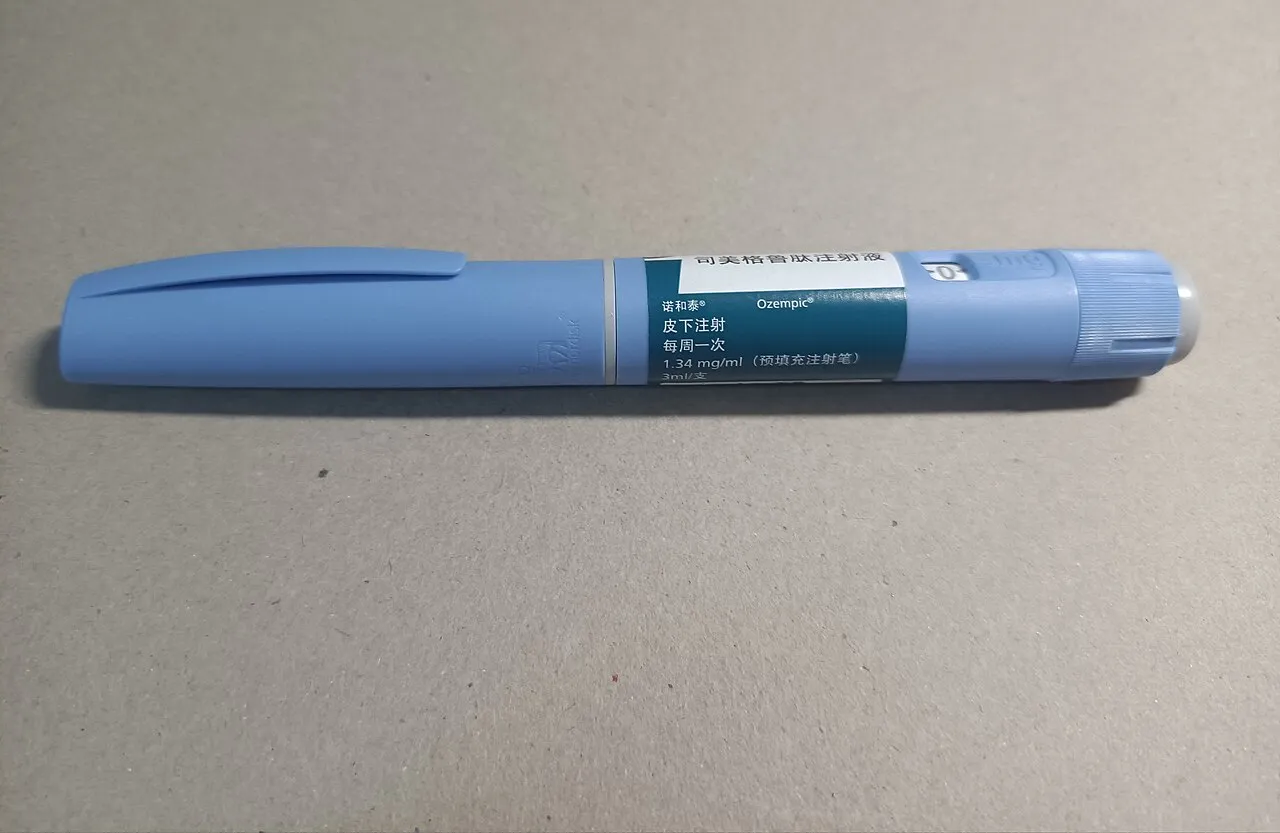 Ozempic® semaglutid i en 3 ml, forfyldt injektionspen. Billedet viser produktet, som bruges i behandlingen af type 2-diabetes.