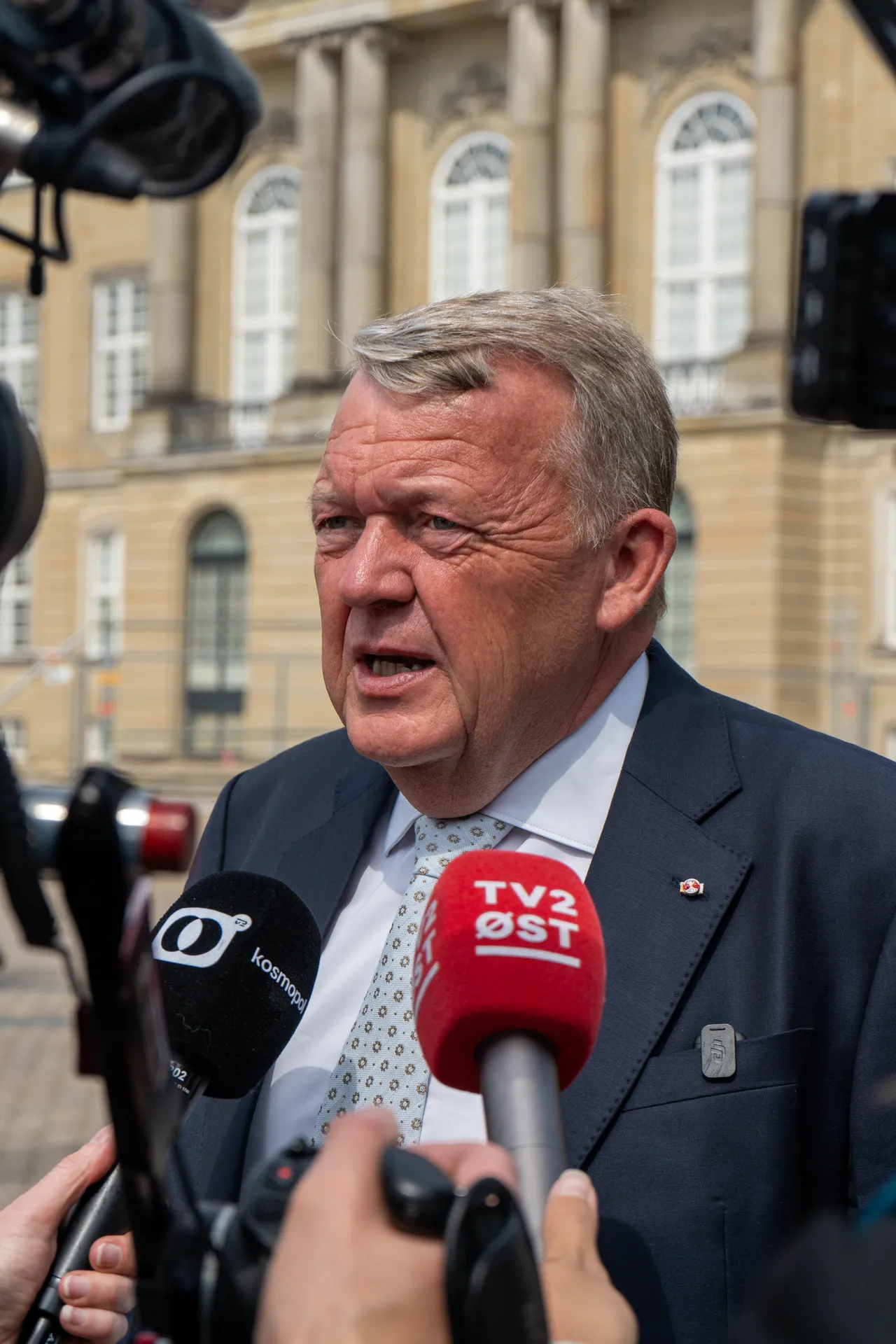 Lars Løkke Rasmussen giver interview efter regeringsdannelsen, hvor han er udnævnt til udenrigsminister. Billedet er taget af Valdemar Baes Aaholst.